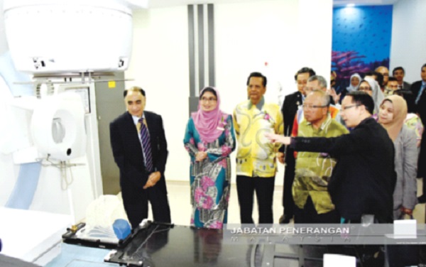 Sabah needs a good  cancer centre: Shafie 