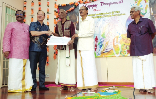 Over 1,500 attend Deepavali celebration