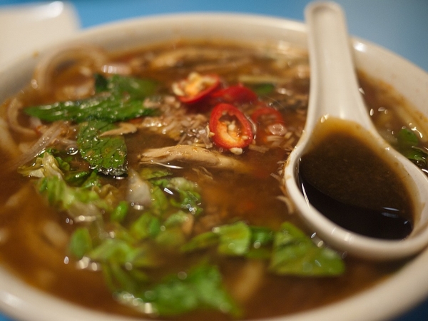 19 food poisoning cases with two deaths after eating laksa