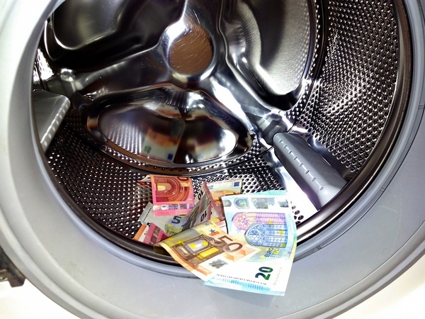 Money launderers taking EU  to cleaners: Experts 