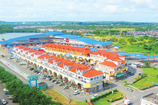 'Windfall' for new Labuan market stall vendors 