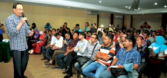 Secession is against the constitution, says Anwar