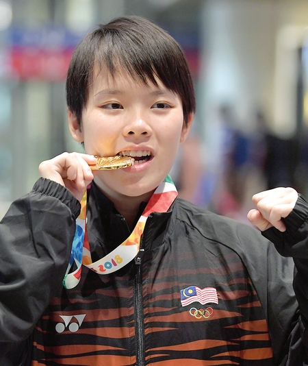 Jin Wei sets  sights on world  junior crown