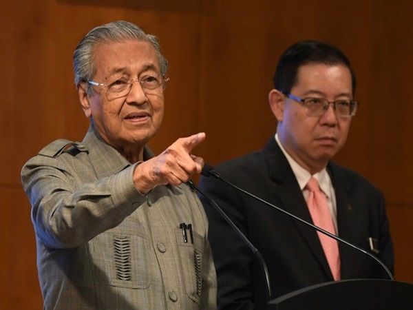 High Court strikes out Dr Mahathir's suit to nullify RCI findings