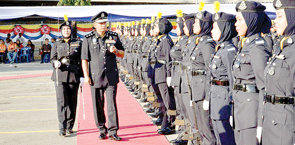  All-woman honour guard for first time