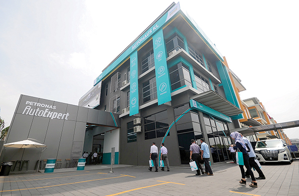 Petronas opens M’sia’s first auto expert centre
