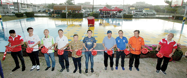 Phoong mulls more new concept basketball courts