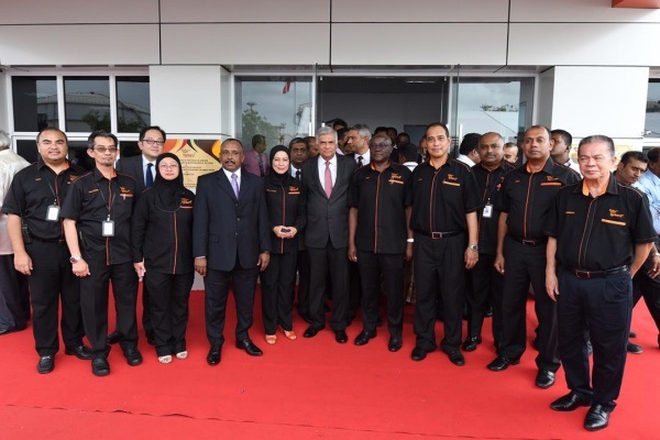 Lankan PM inaugurates Malaysian-owned lubricant plant