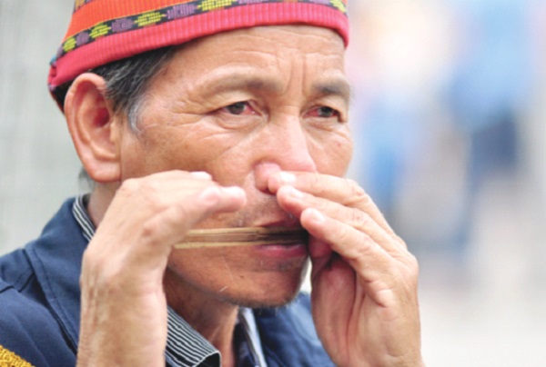 Gondipar pelihara budaya etnik  Dusun melalui alat muzik bambu