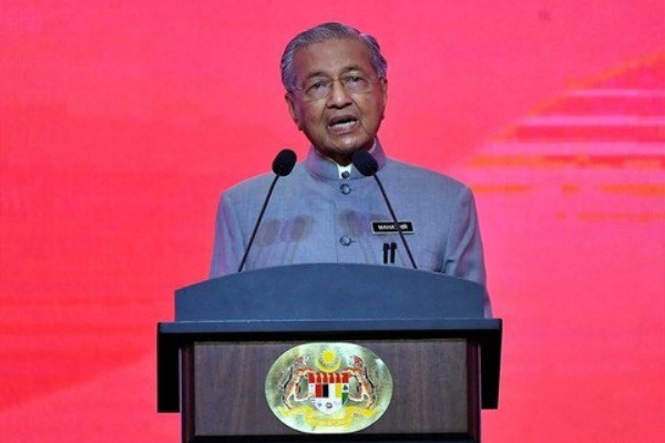 PM: M’sia  offered to  help fight  haze in  Indonesia