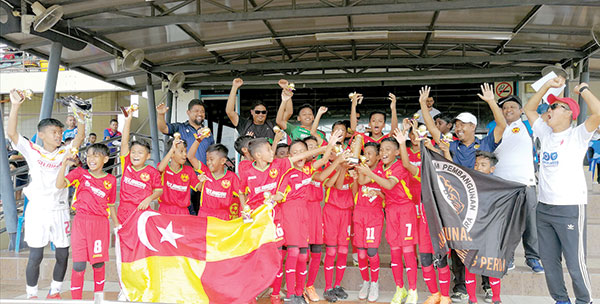 ATPP Shah Alam rangkul gelaran kedua  dalam Kejohanan Bola Sepak Piala Borneo