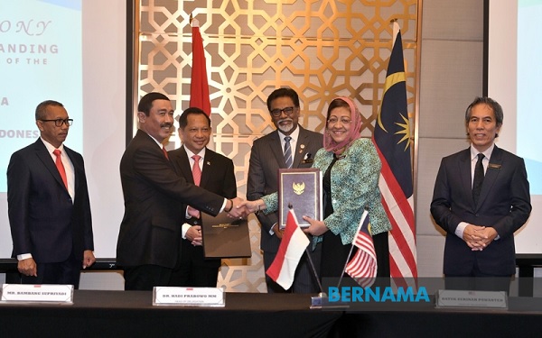 M’sia and Indonesia ink MoU to  resolve Sabah boundary issues