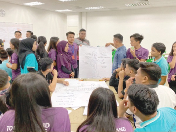 Over 100 students attend design thinking workshop