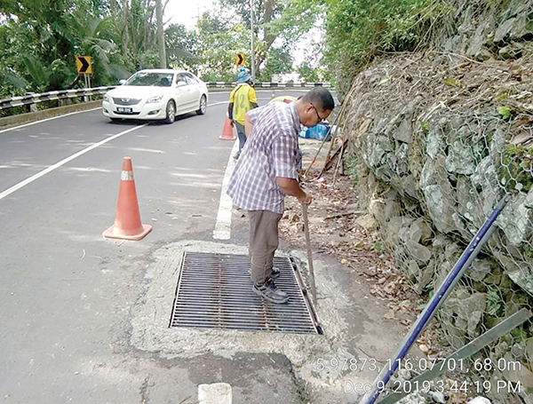 ‘Edge-drop’ problem in KK attended to