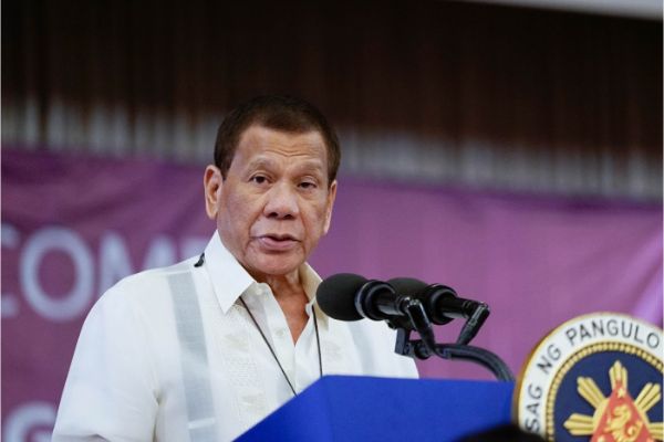 Duterte tells errant cops: Quit, start small business