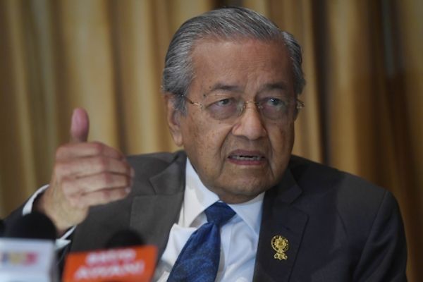 Science, maths will be in English again: Mahathir