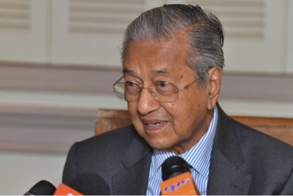 Mahathir: I will go only after Apec meet