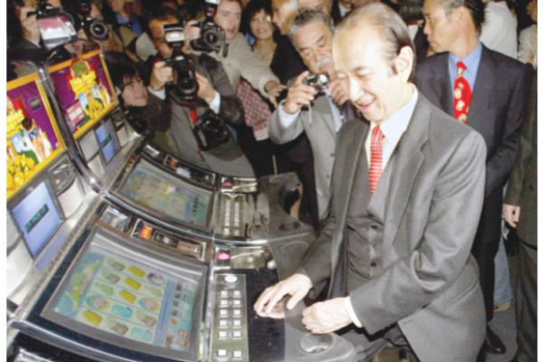 Casino tycoon Ho dies 