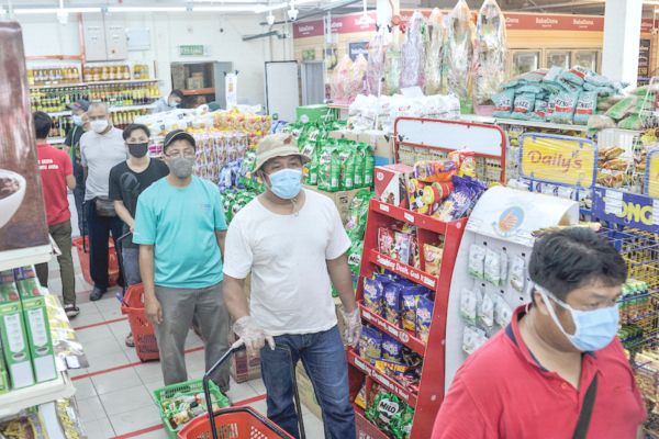 Minister tells supermarts not  to make own law on masks
