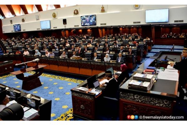 'Allow non-govt media to cover Dewan sitting'