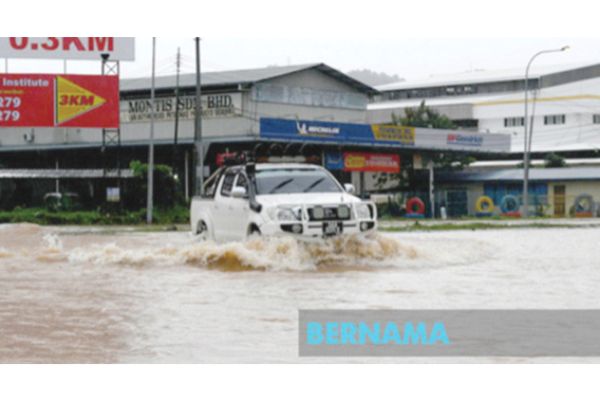 Donggongon inundated, all activities come to standstill