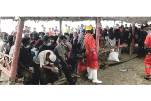 EU welcomes Indonesia’s decision to help Rohingya refugees
