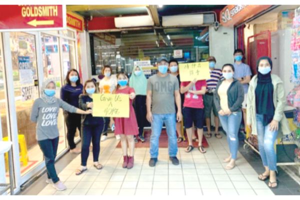 Business operators at KK mall plead for help