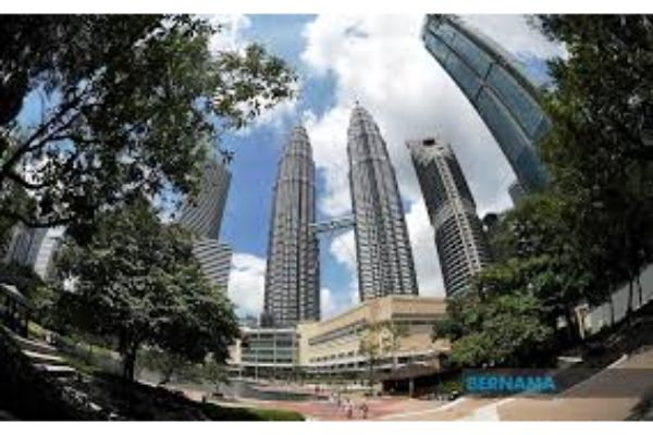 Petronas lost rm17b in petroleum revenue