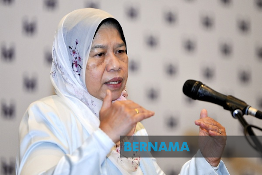 Party-switching is normal: Zuraida