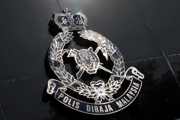 Covid-19: S’wak cops hunt for 5 Indonesian workers