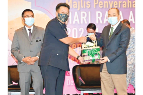 Govt Appreciates Sacrifices Of Frontliners Cm Daily Express Online Sabah S Leading News Portal