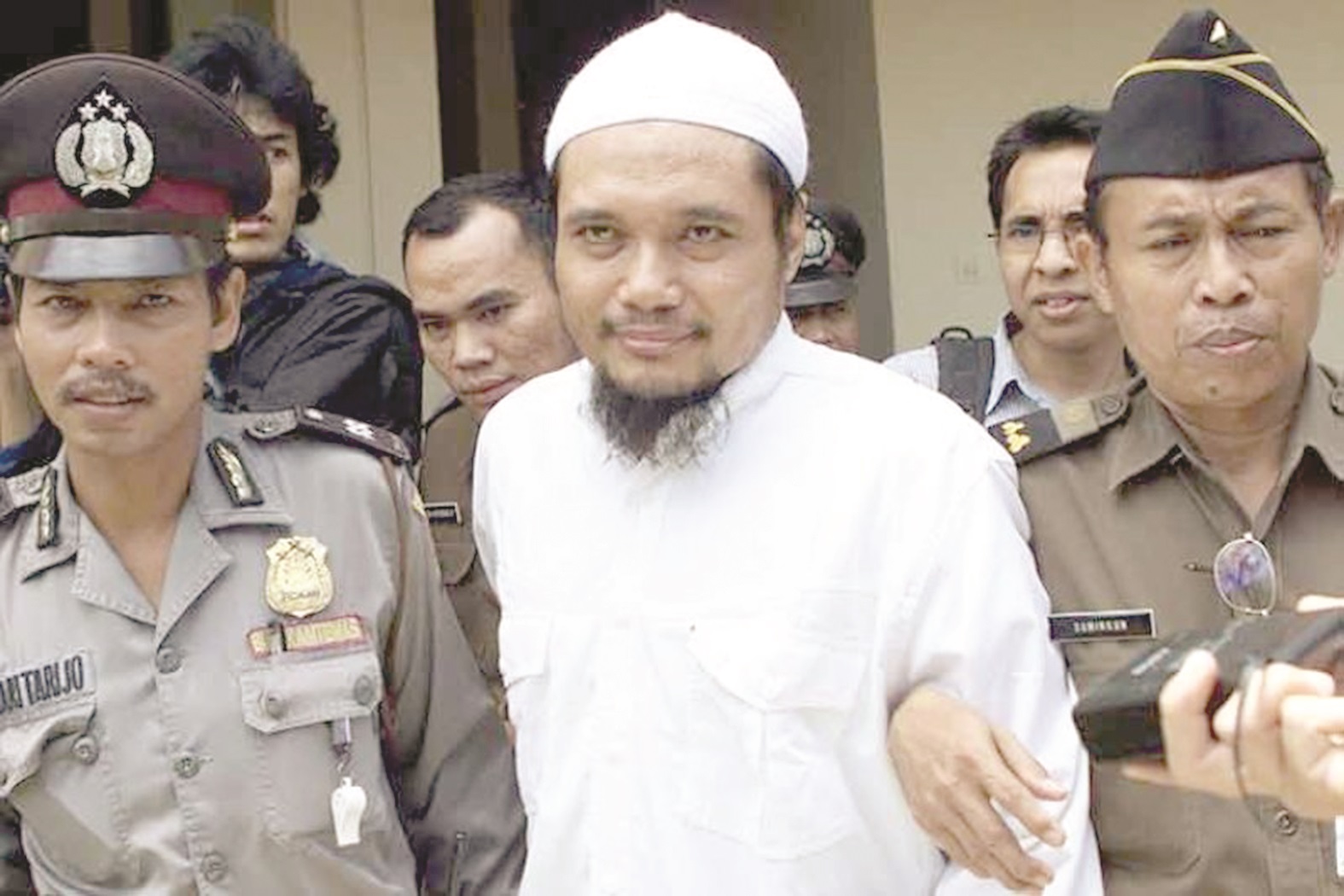 Indonesia arrests key leader in al-Qaeda linked group