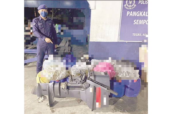 Semporna smuggling: Over RM54,000 worth of petrol, cooking oil seized 