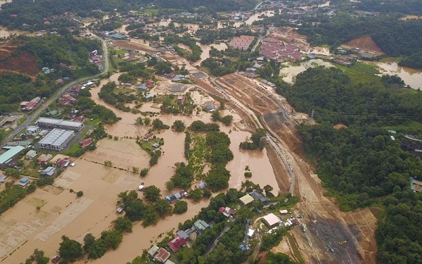 KK, Papar, Penampang hit by flash floods and strong winds