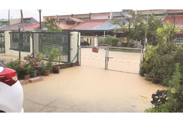 Developer working to keep Luyang folks above water