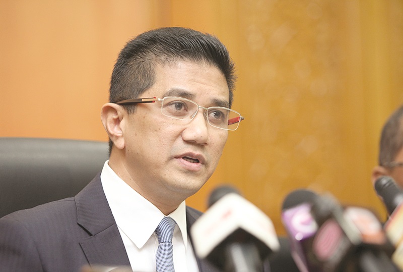 Two new airlines expected to encourage healthy competition: Azmin