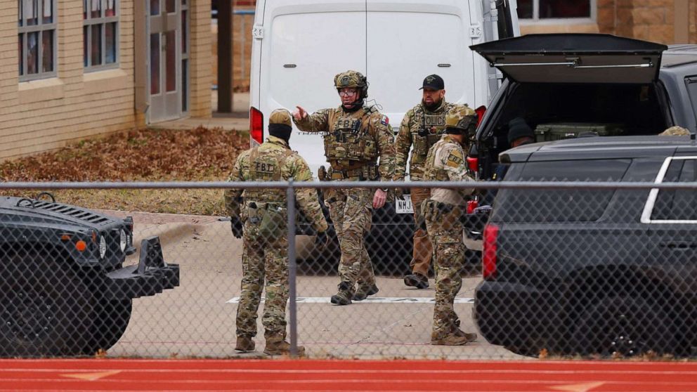 Hostages safe after Texas synagogue standoff