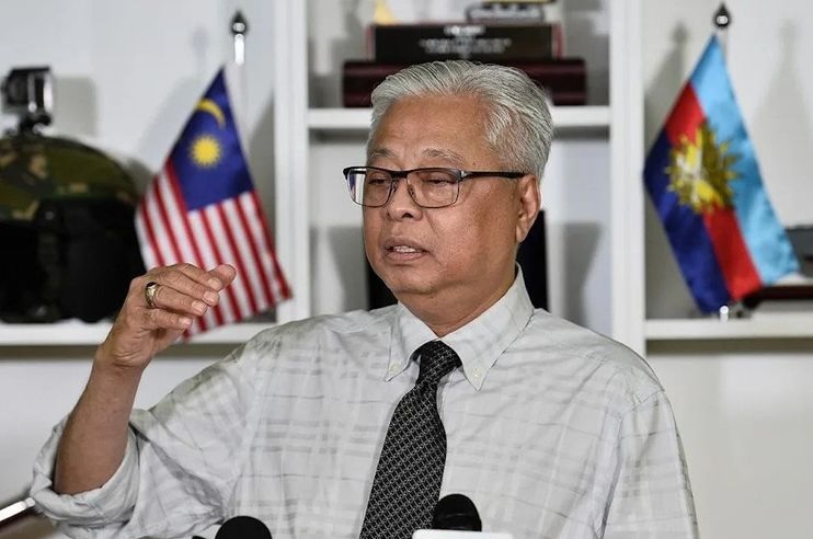 PM promotes Malay language at Asean symposium