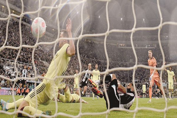 Newcastle blow up Arsenal’s CL dream