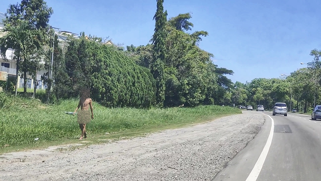 Man takes a walk – in his birthday suit