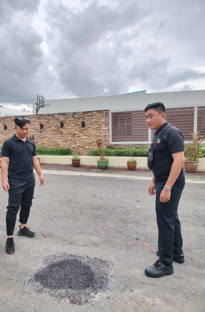 City Hall staff found that the damage had been patched up when theynext returned to Jalan Basel.