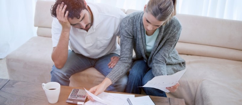 The difference between financial distress, resilience