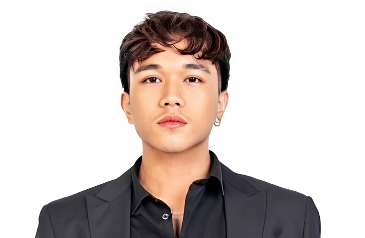 Kevin Claine has turned his passion for drawing and videography into a career in digital content creation.