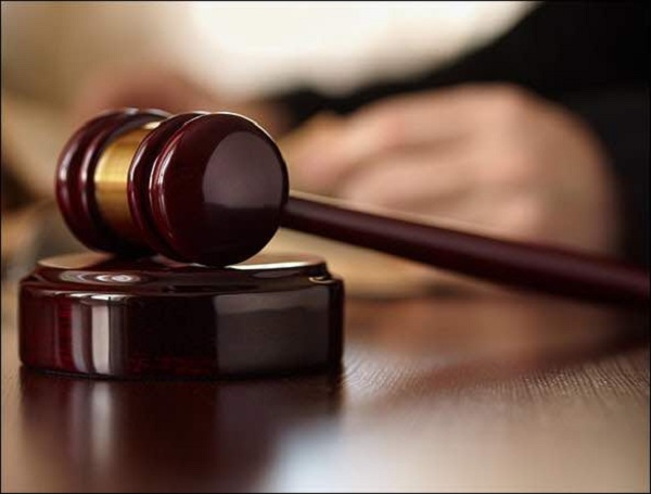 Man goes berserk in court