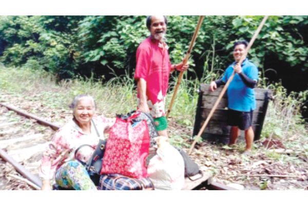 Trolleys to the rescue in Tenom