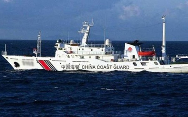 Malaysian navy vessels, Chinese ship reported in South China Sea standoff