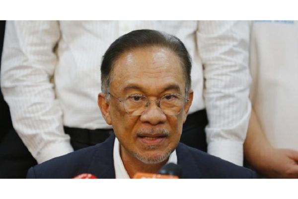 Anwar not sensitive to current situation, says Star