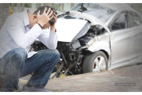 Handle road accidents the right way: Lawyers