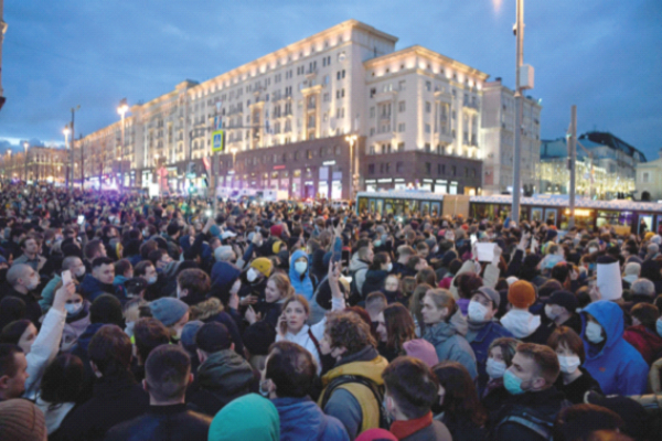 Kremlin downplays pro-Navalny rallies