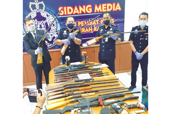 Illegal Ranau firearms ‘factory’ busted: 5 held